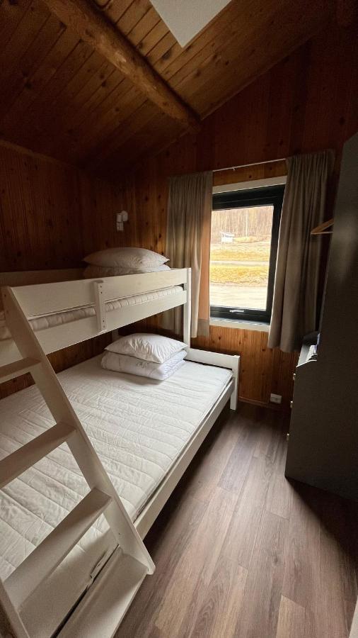 Base Camp Hamaroy Hotell Sorkil Exteriör bild